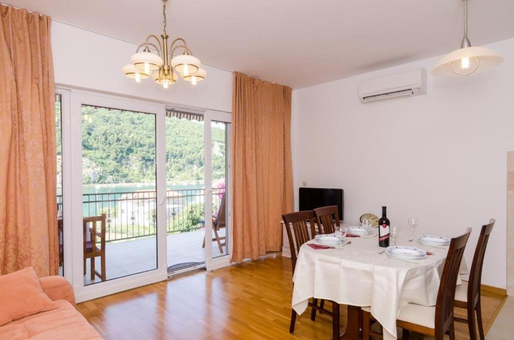 Apartment Marela Mokosica