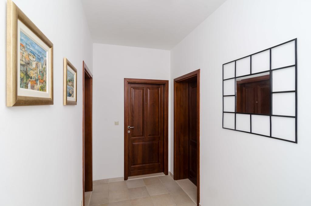 Apartment Marela *