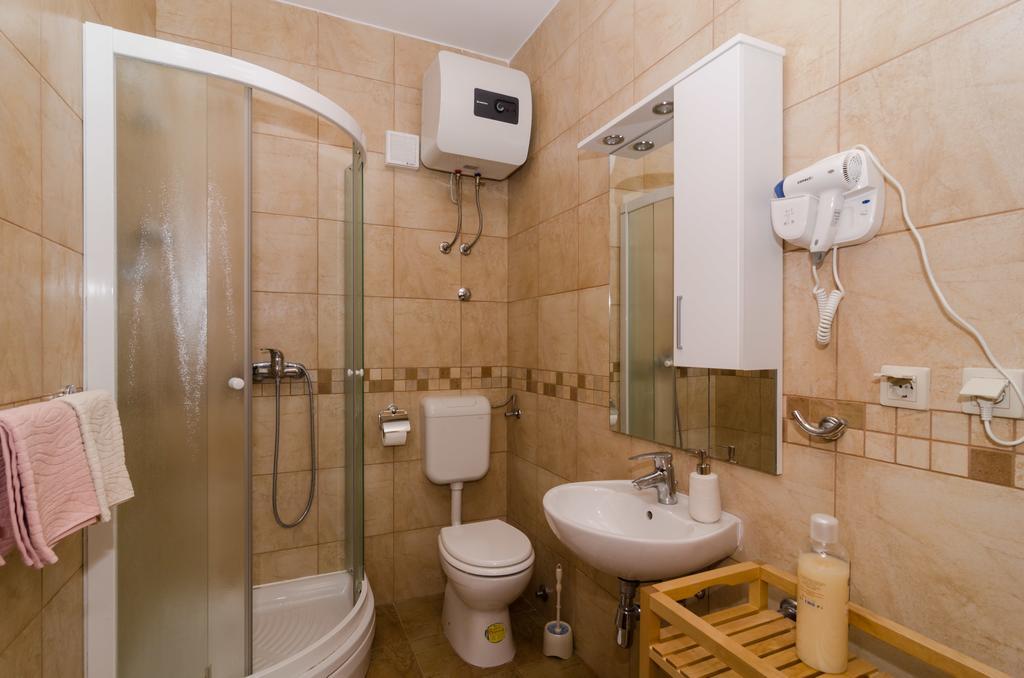 Apartment Marela *